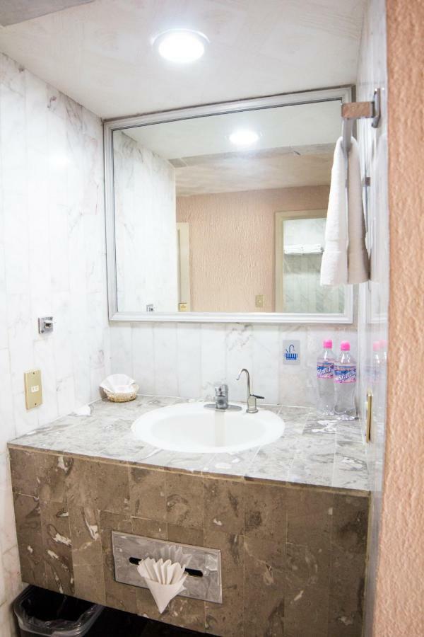 Hotel San Jorge Тепик Екстериор снимка
