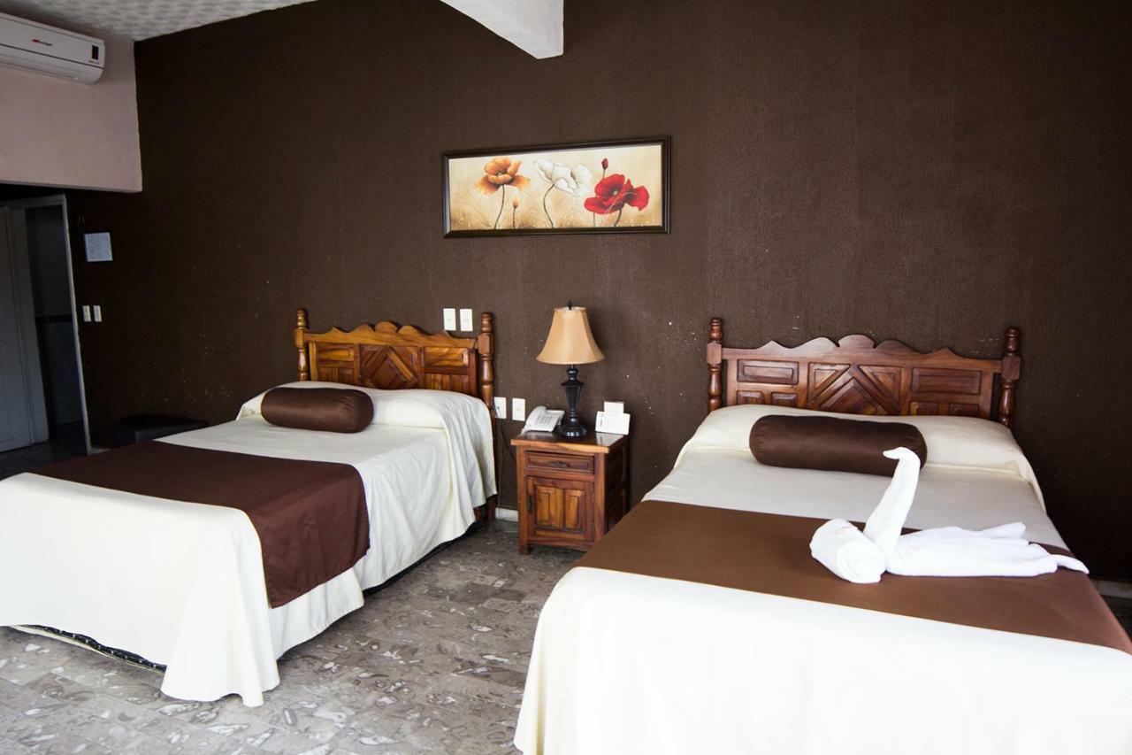 Hotel San Jorge Тепик Екстериор снимка